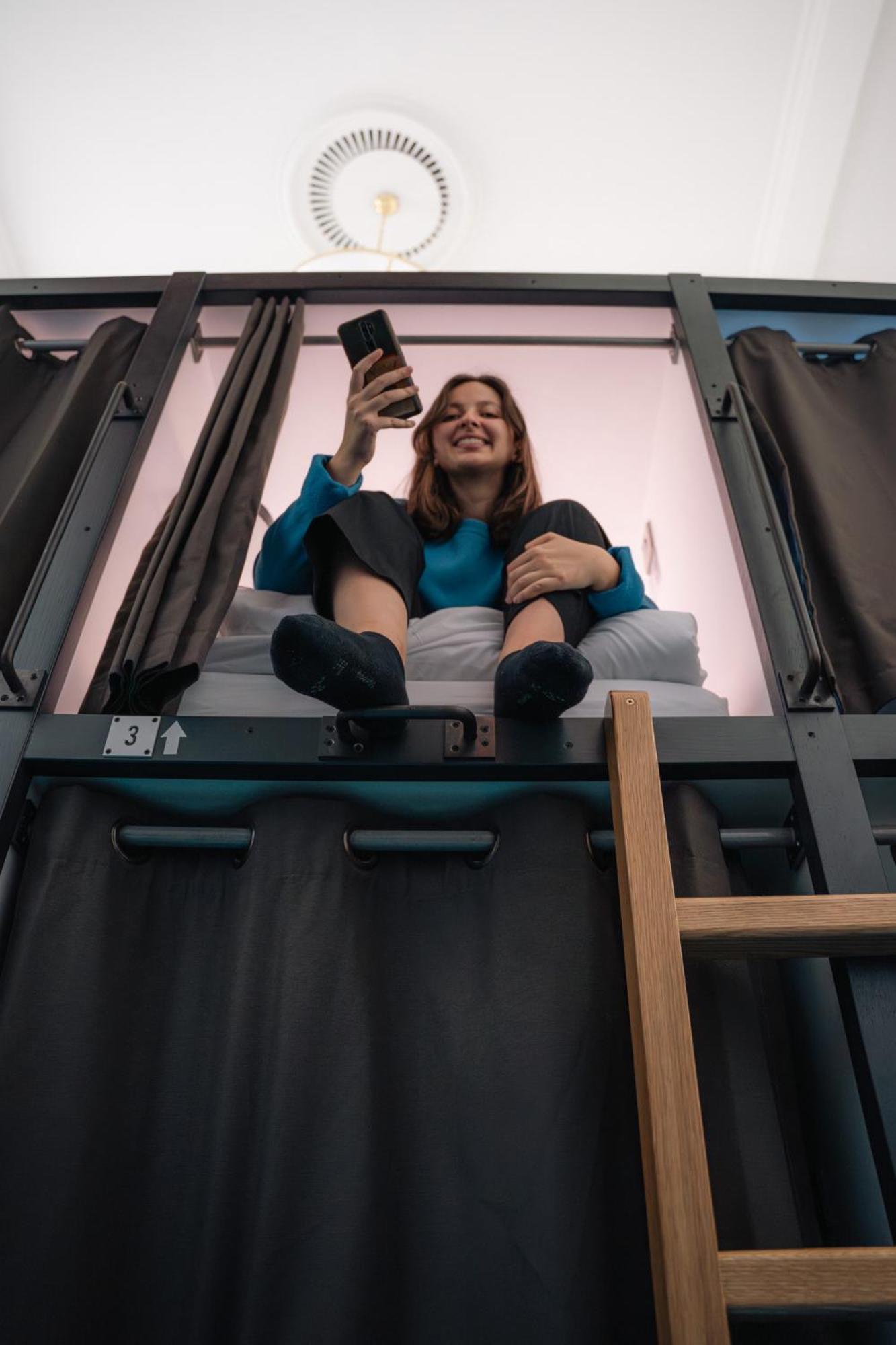 Code Pod - The Court - Hostel Edinburgh